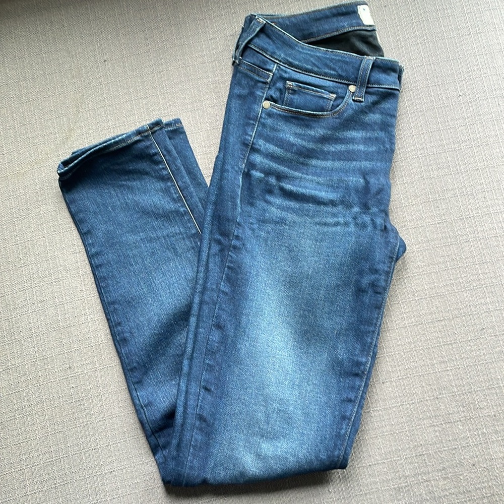 Paige Skyline Skinny Lucille size 28